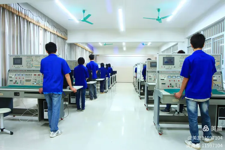 广西动力技工学校